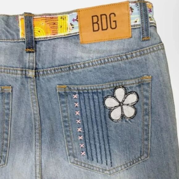 BDG Urban Outfitters High Waist Flare Jeans Patch Crochet, Size 30, New with Tag - Picture 12 of 16